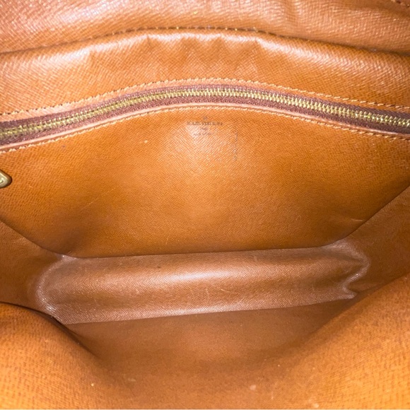 Louis Vuitton Monogram Trocadero 30 crossbody - Picture 9 of 17